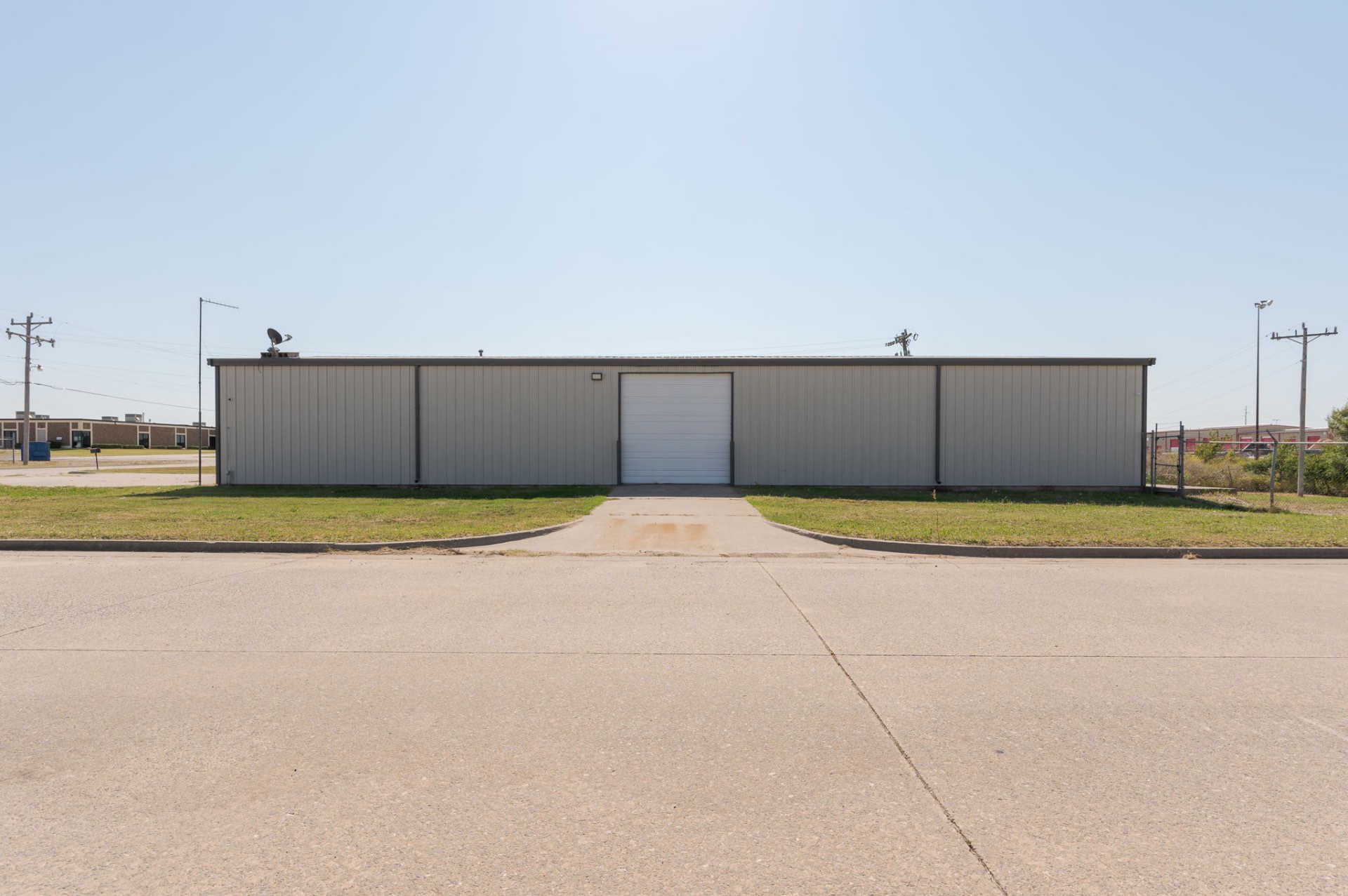 3600 Valley Dr exterior